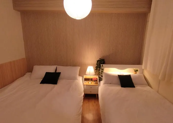 Ewha Sinchon 2rooms 4beds House *