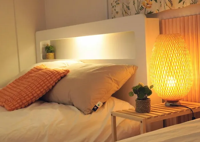 Ewha Sinchon 2rooms 4beds House Seul