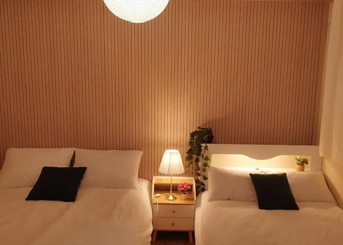 Ewha Sinchon 2rooms 4beds House Apartamento Seul